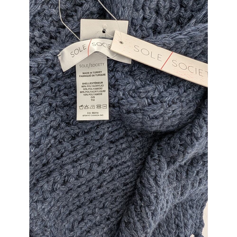 Sole Society Chunky Ribbed Scarf Cable Knit Fringed Hem - Picture 7 of 9
